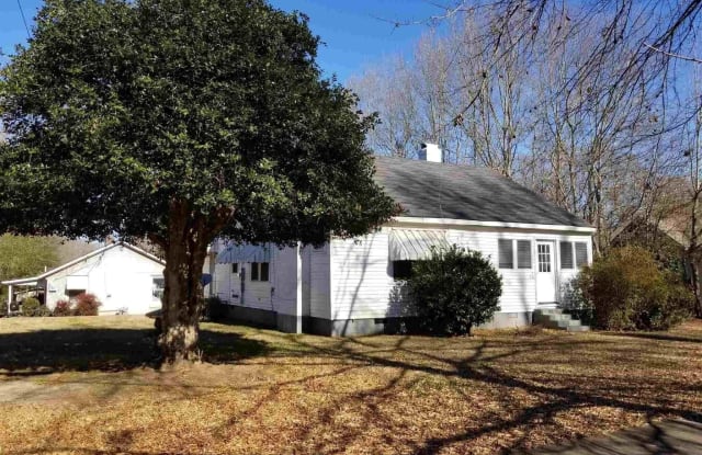 711 E Church Street - 711 East Church Street, Monroe, GA 30655