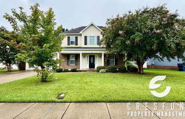 4BR 2.5 Bath with Screened Porch and privacy fenced backyard photos photos