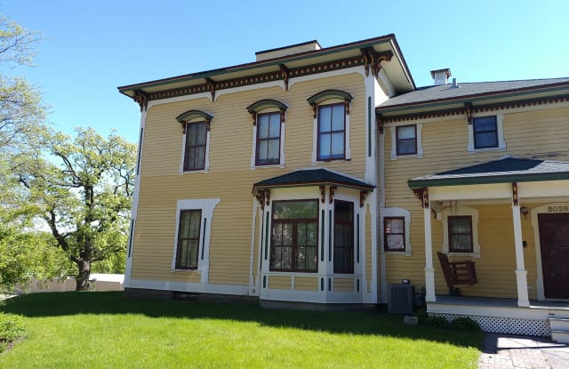 5028 Hiawatha Ave - 5028 Hiawatha Avenue, Minneapolis, MN 55417