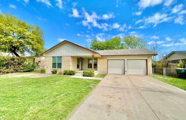 Renovated in 2023, 3 Bedroom 2 Bath Home now available! photos photos