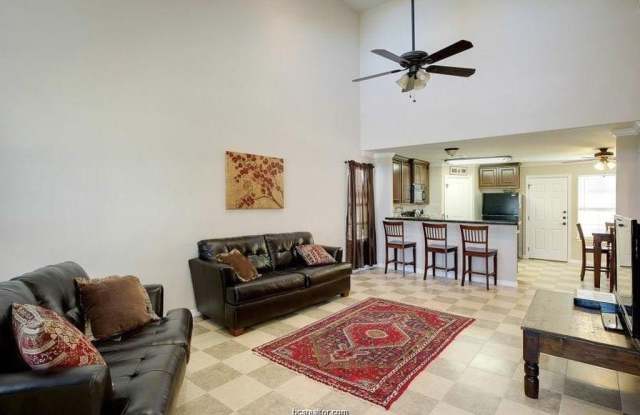 1712 Boardwalk Court Gallery 2