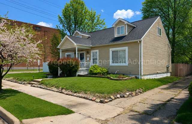3 Beds/2.5 Baths - Cape Cod Charm with Modern Comforts Throughout photos photos