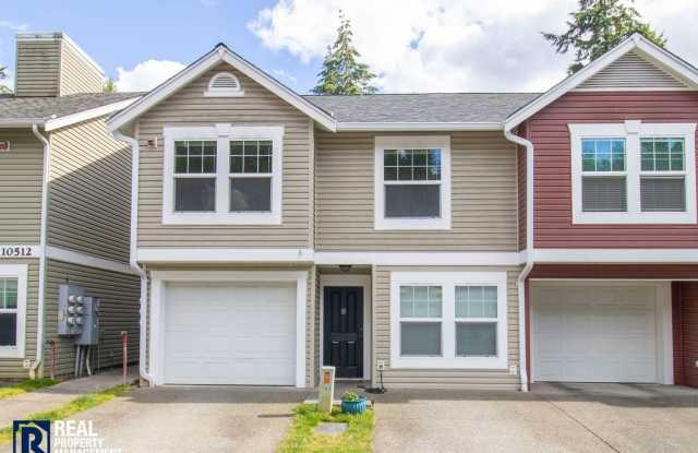 Spacious 4-Bedroom Townhome in Alicia Meadows | Garage, Patio & Pet Friendly photos photos