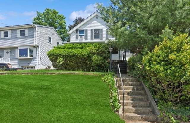 16 HAZEL AVE photos photos