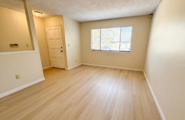 Charming single level 4 bedroom home in Martinez. Move-in ready! Gallery 4