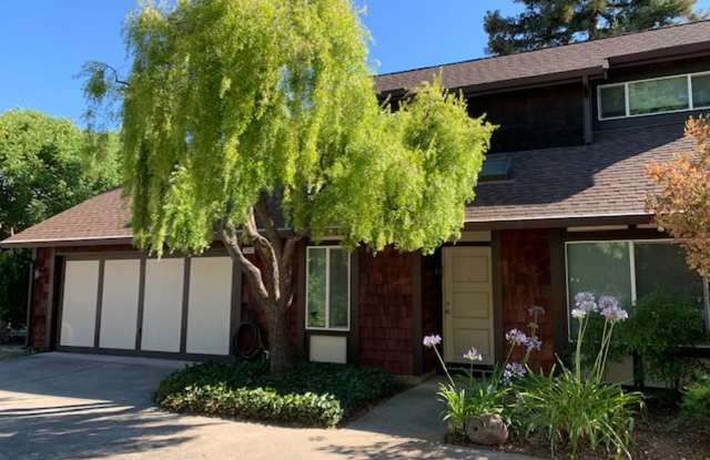Charming 3BD/2BA Pleasanton Duet in Desirable Northway Downs! photos photos