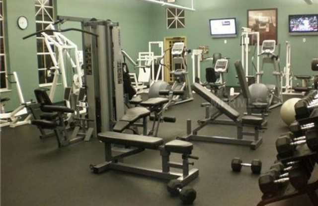 5518 Metrowest, Bldg. 11, Unit 207 Gallery 4
