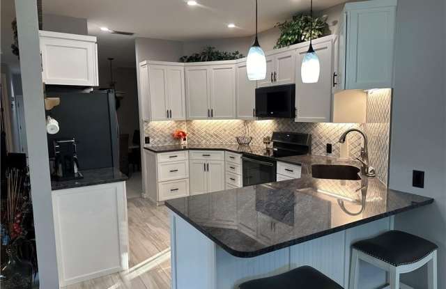 8564 Fairway Bend Gallery 4