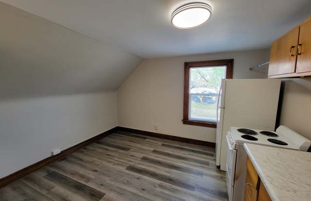 2214 Merner Avenue Gallery 2