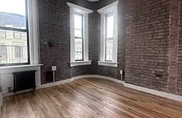 80 Clinton St Gallery 2
