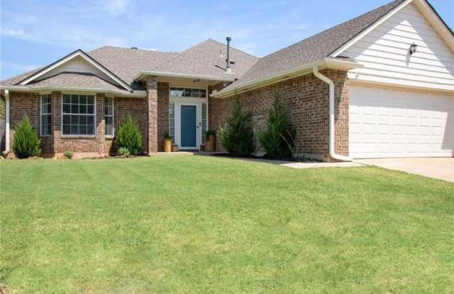 Charming 3-Bedroom / 2 Bathroom Home in Deer Creek School District!! Gallery 1