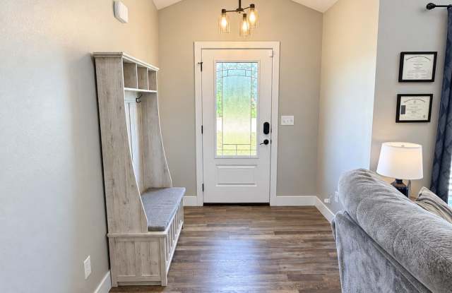 178 Mesa Drive Gallery 2