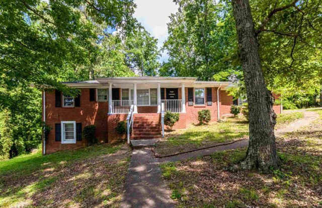 1520 Jacqueline Cir - 1520 Jacqueline Circle, Mableton, GA 30168