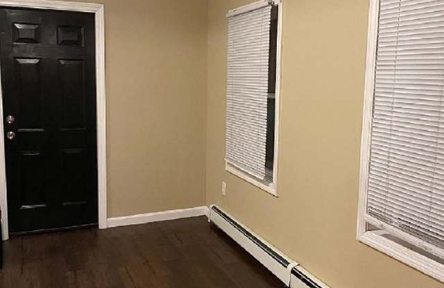 799 Archer Ave - 799 Archer Avenue, Cockrell Hill, TX 75211