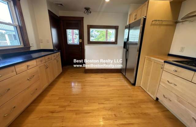 17 Hebert Rd. Gallery 4