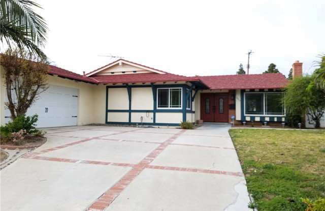 2863 Serang Place Gallery 1