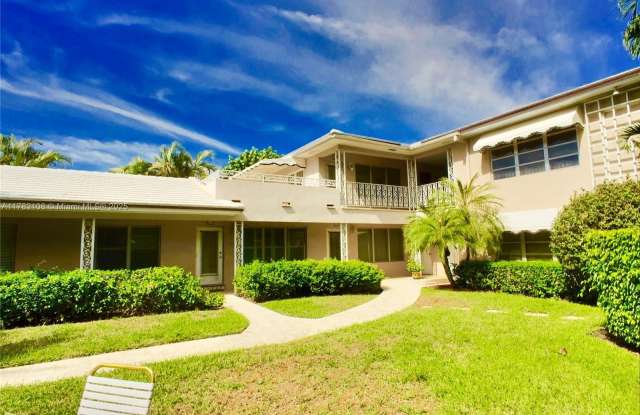 1025 Langer Way photos photos