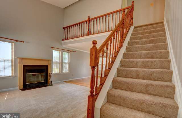 13920 LORD FAIRFAX Place Gallery 4