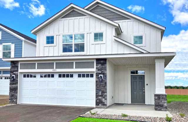 Elegant New Fireplace Home with 4 BRs on One Level is Pet Friendly! photos photos