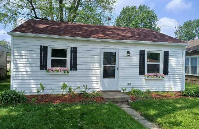 7616 Walnut Ave photos photos
