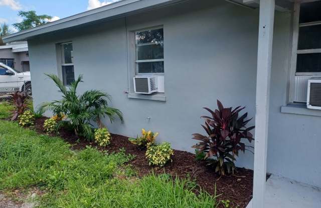 $500 OFF FIRST MONTHS RENT, COMING SOON REMODELED 3 Bedroom /1 Bathroom LARGE FENCED YARD photos photos