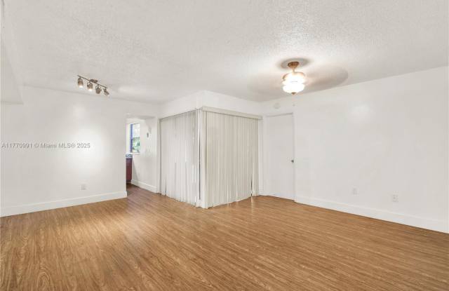 1150 North Liberty Avenue photos photos
