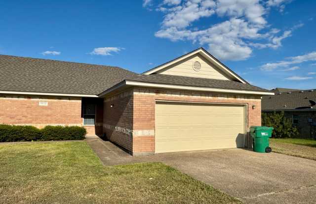 Duplex - 732 Paso Fino Street, Robinson, TX 76706 Duplex - 732 Paso Fino Street, Robinson, TX 76706