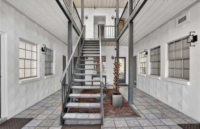 3005 HARVARD Avenue Gallery 2