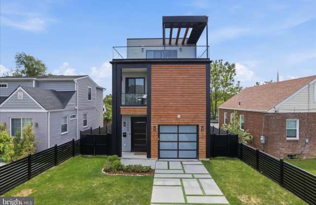 1550 13TH Street S photos photos