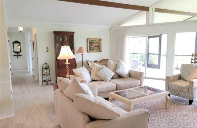 3543 SE Fairway E Gallery 4