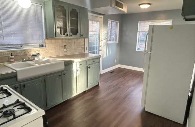 1215 E 1700 S - Front - 1 Gallery 4