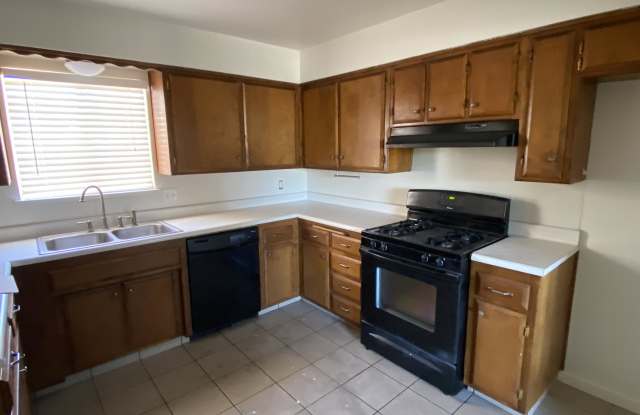 3015 Clearview Drive Gallery 3