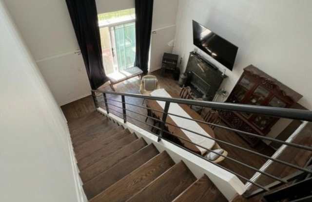 1617 N Campbell Avenue Gallery 4