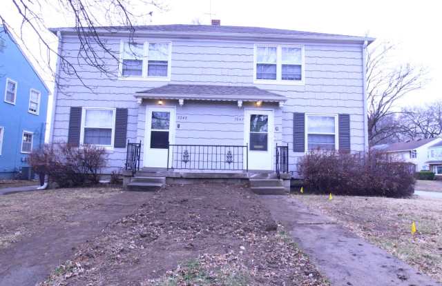 January FREE On This 2 Bedroom 1 Bath Duplex - 7245 Wyandotte Street, Kansas City, MO 64114