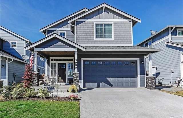 SIX MONTH LEASE!!! Large 4 Bedroom Near Gorst - Short Term Lease Only! Gallery 1