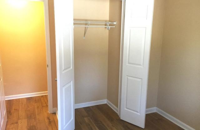 Eastview on the Avenue- Affordable Housing Gallery 3