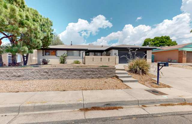 NE Brick Ranch 3/Bd 2/Ba 2 Cg 1782/sf photos photos NE Brick Ranch 3/Bd 2/Ba 2 Cg 1782/sf photos photos