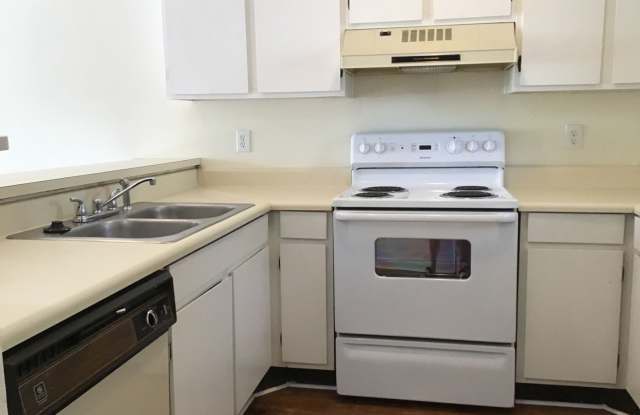 1684 Eagles Landing, Suite F-102 Gallery 2