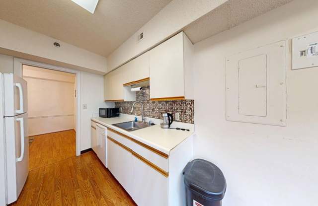 5505 SEMINARY Road Gallery 4