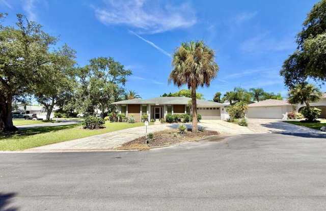 5321 Jones Court Gallery 3
