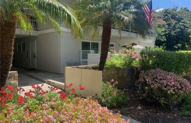 2014 Via Mariposa photos photos