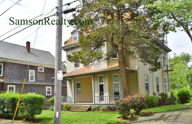 571 Spring St - 571 Spring Street, Newport, RI 02840