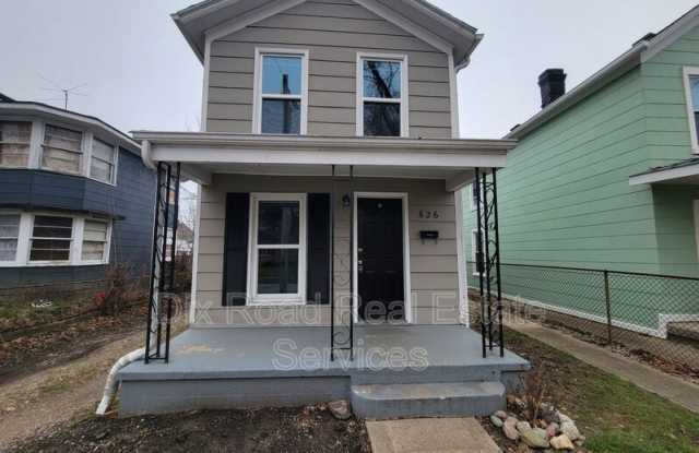 626 Ross Avenue photos photos