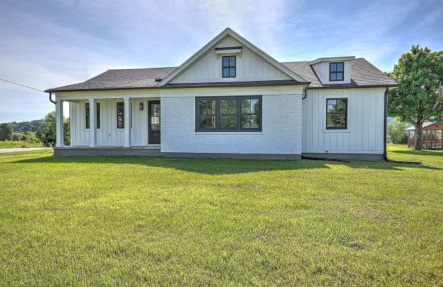 Updated and restored Original Farm House Style photos photos