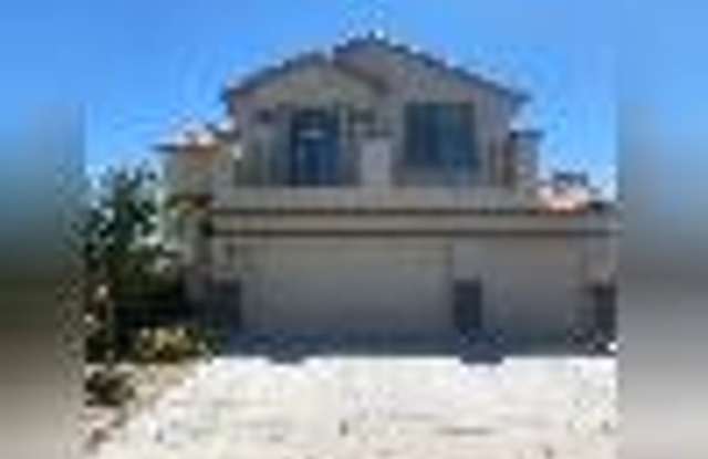4 Bedroom, 2 1/2 Bath Available Now! photos photos