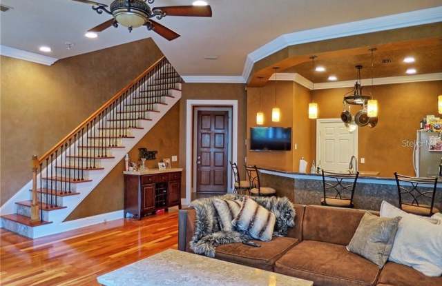 3808 VILLAS DEL SOL COURT Gallery 3