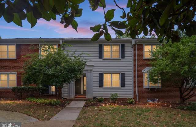 2731 S WALTER REED Drive Gallery 2