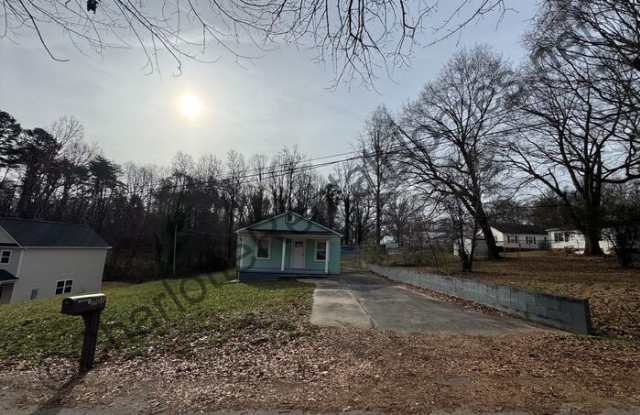 701 Hillsdale Drive - 701 Hillsdale Drive, Cherryville, NC 28021