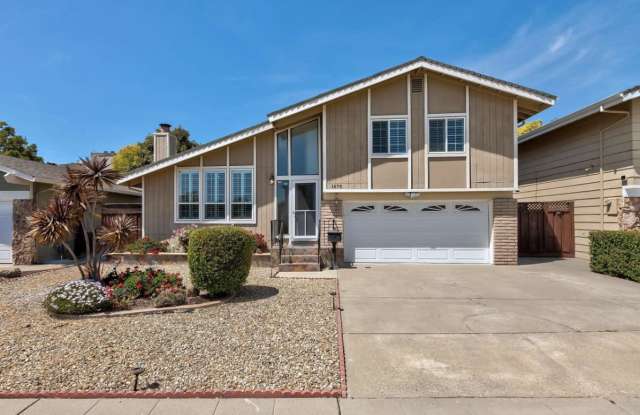 1475 Fry Lane photos photos
