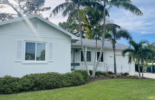 925 S Tropical Trail photos photos